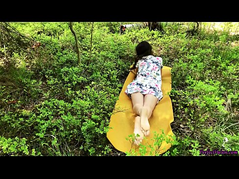 ❤️ டிண்டரில் உள்ள அந்நியன் என் பெண்ணை சுயஇன்பம் செய்து காடுகளில் உணர்ச்சிவசப்படுகிறான் ️ சூப்பர் செக்ஸ் எங்களிடம்